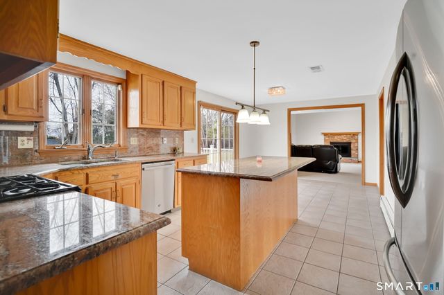 36 Cardinal Way, South Windsor, CT 06074