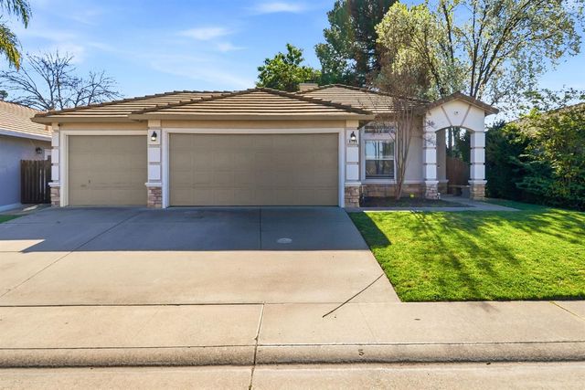 8154 Andante Dr, Citrus Heights, CA 95621