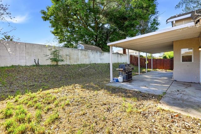 8154 Andante Dr, Citrus Heights, CA 95621