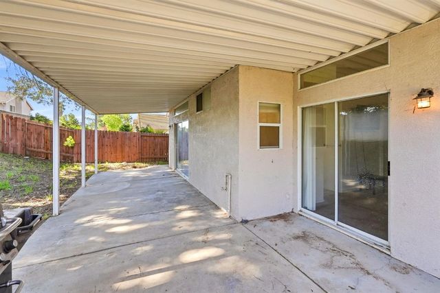 8154 Andante Dr, Citrus Heights, CA 95621