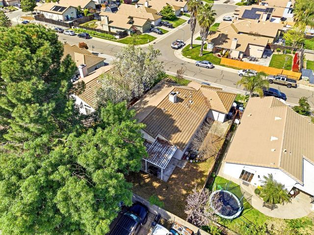 8154 Andante Dr, Citrus Heights, CA 95621