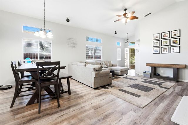 8154 Andante Dr, Citrus Heights, CA 95621