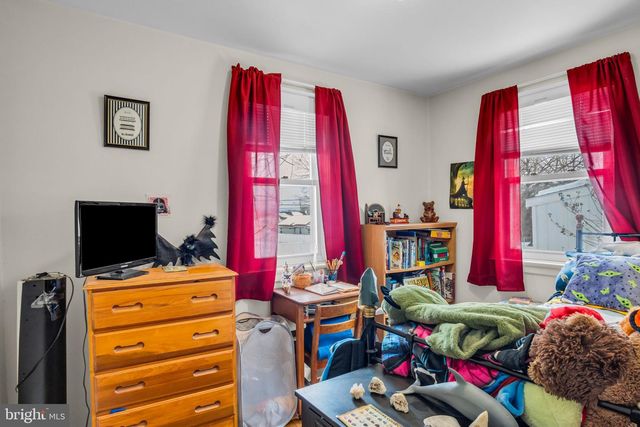 4708 RUTH ANN ST, Harrisburg, PA 17109