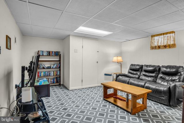 4708 RUTH ANN ST, Harrisburg, PA 17109