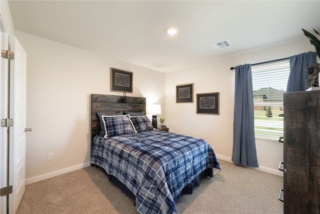10300 NW 28th Street, Yukon, OK 73099