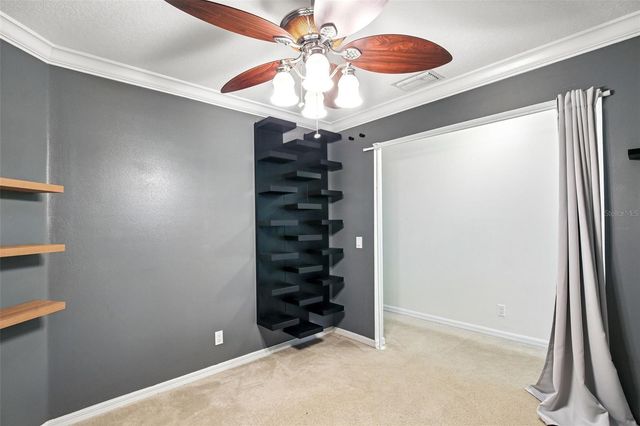 3853 ISLAND WAY, St Petersburg, FL 33705