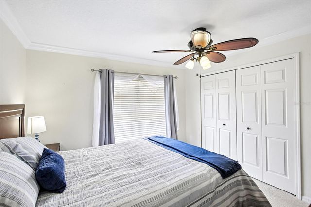 3853 ISLAND WAY, St Petersburg, FL 33705