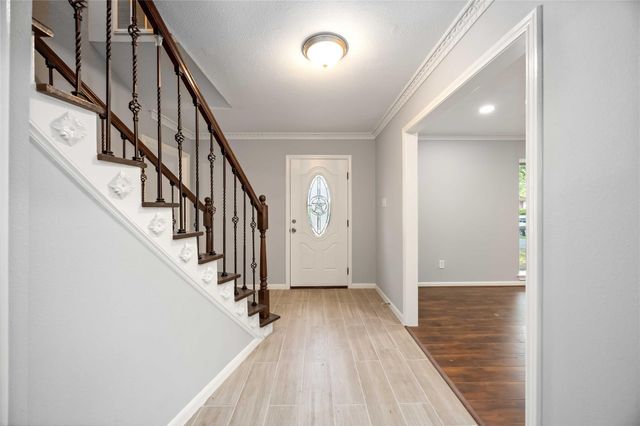 3823 Fernglade Drive, Houston, TX 77068