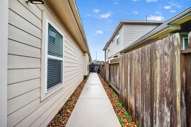 17003 Beretta Bend Drive, Humble, TX 77396