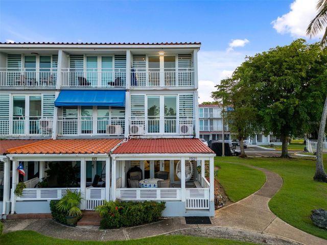 carretera 693 VILLAS DE PLAYA 2 S-1, Dorado, PR 00646