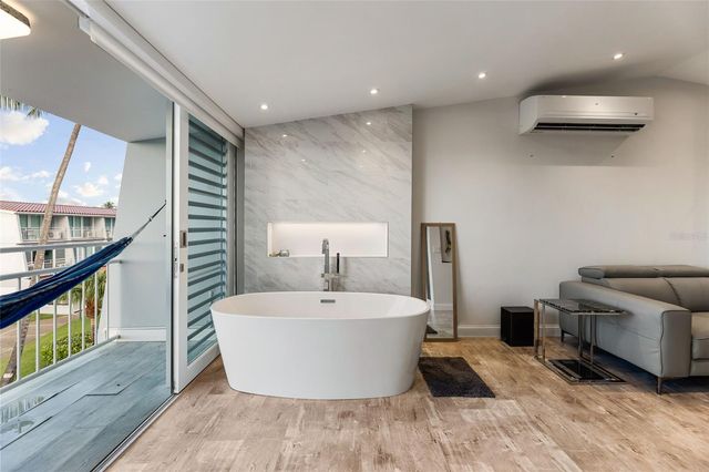 carretera 693 VILLAS DE PLAYA 2 S-1, Dorado, PR 00646