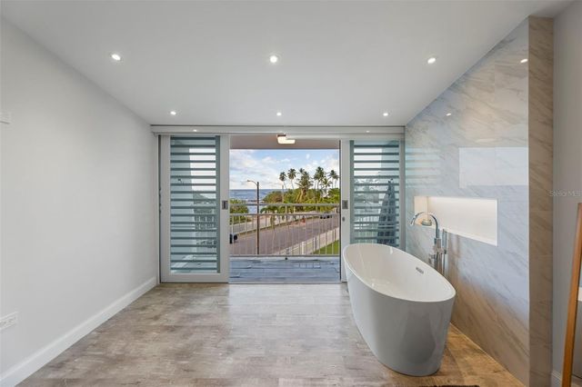 carretera 693 VILLAS DE PLAYA 2 S-1, Dorado, PR 00646