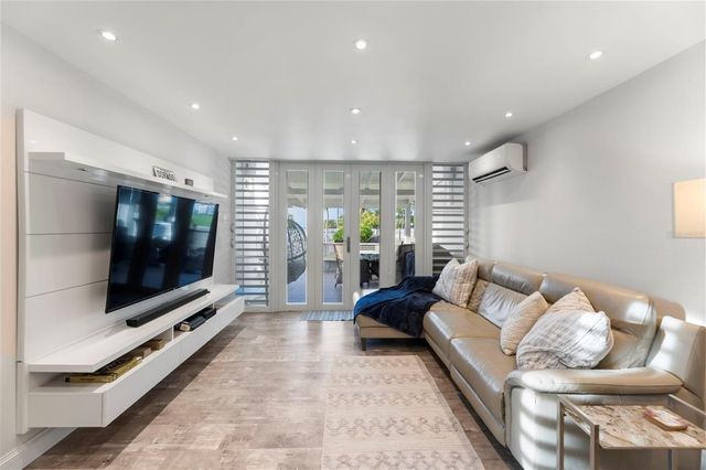 carretera 693 VILLAS DE PLAYA 2 S-1, Dorado, PR 00646