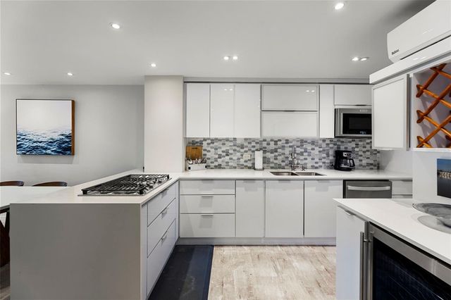 carretera 693 VILLAS DE PLAYA 2 S-1, Dorado, PR 00646