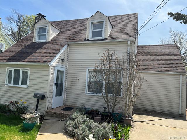 66 EAST SEAMAN AVE, Freeport, NY 11520