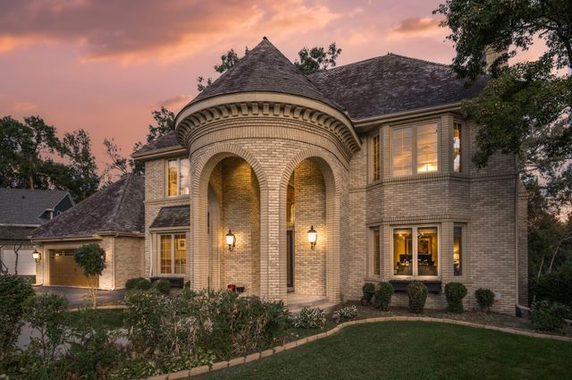 5480 Maple Ridge Court, Minnetonka, MN 55343