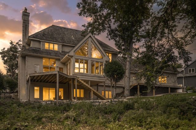 5480 Maple Ridge Court, Minnetonka, MN 55343