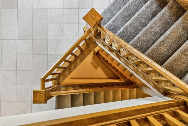 5480 Maple Ridge Court, Minnetonka, MN 55343