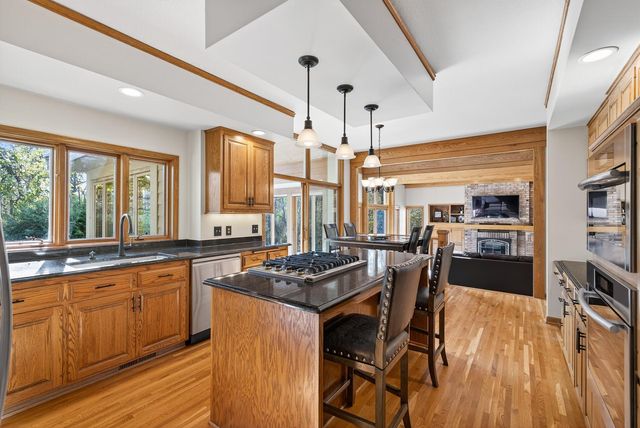 5480 Maple Ridge Court, Minnetonka, MN 55343