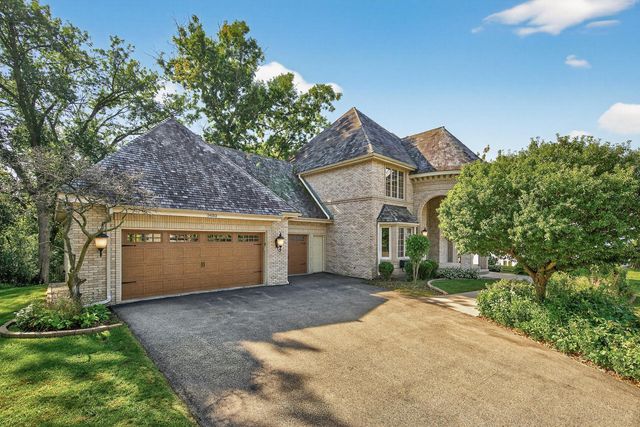 5480 Maple Ridge Court, Minnetonka, MN 55343