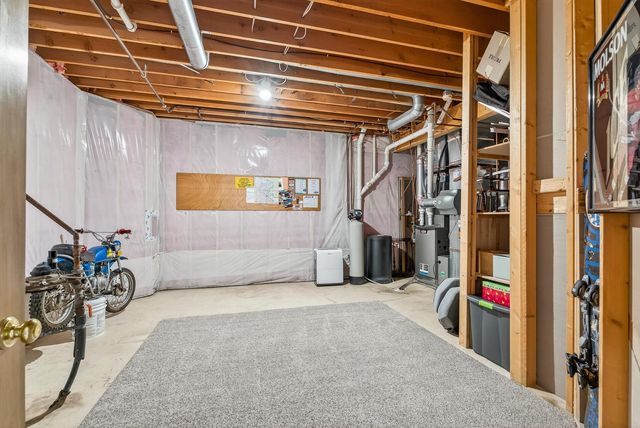 5480 Maple Ridge Court, Minnetonka, MN 55343