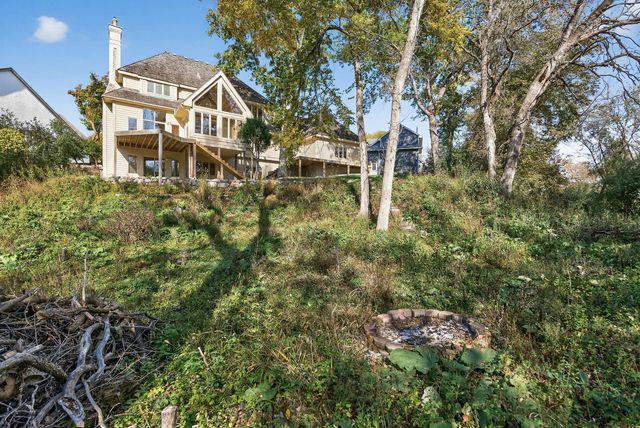 5480 Maple Ridge Court, Minnetonka, MN 55343