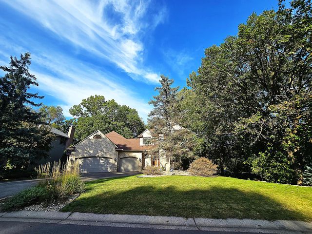 13101 Heritage Way, Apple Valley, MN 55124