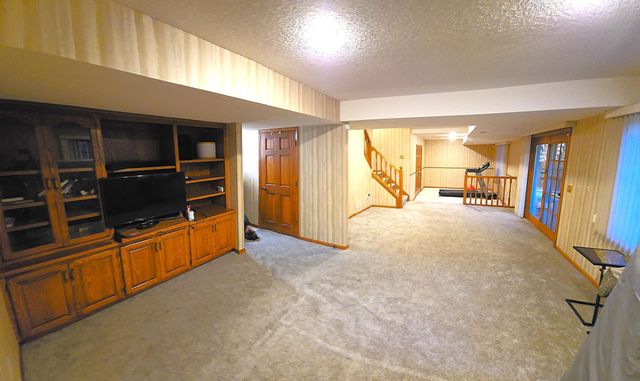 13101 Heritage Way, Apple Valley, MN 55124