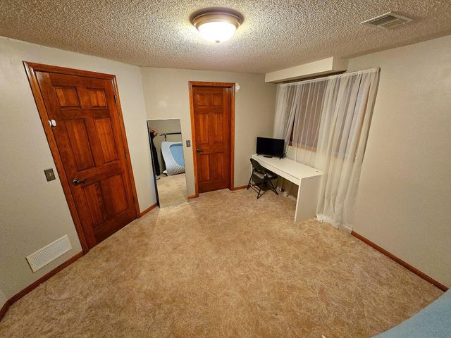 13101 Heritage Way, Apple Valley, MN 55124