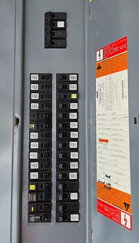 13101 Heritage Way, Apple Valley, MN 55124