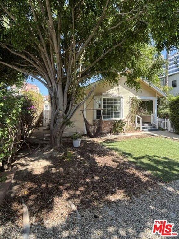 1223 14th Street, Santa Monica, CA 90404 — photo 2