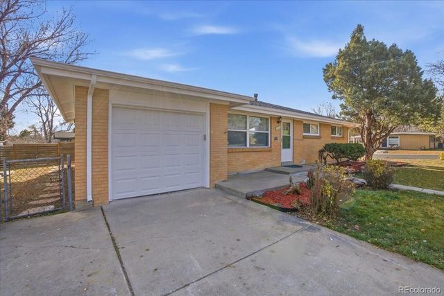 8940 Cole Drive, Arvada, CO 80004