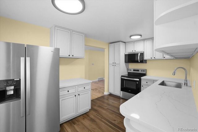 8940 Cole Drive, Arvada, CO 80004