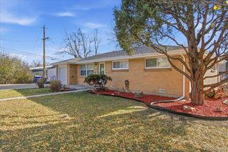 8940 Cole Drive, Arvada, CO 80004