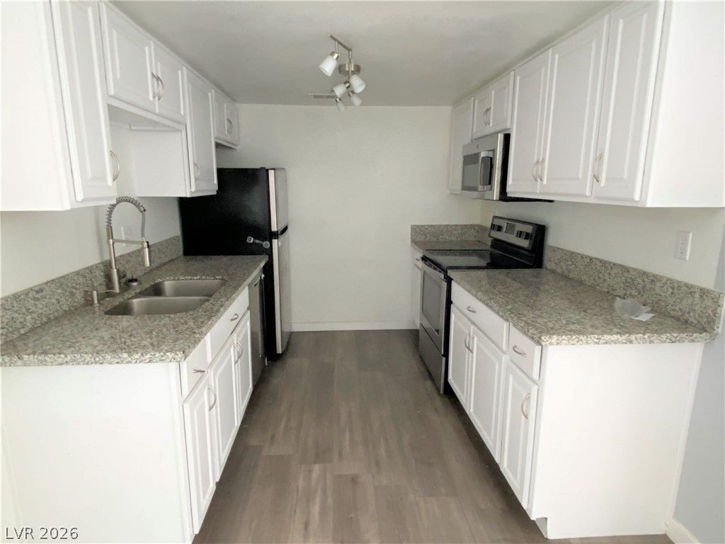 5243 CORINNE Court 68, Las Vegas, NV 89103 — photo 5