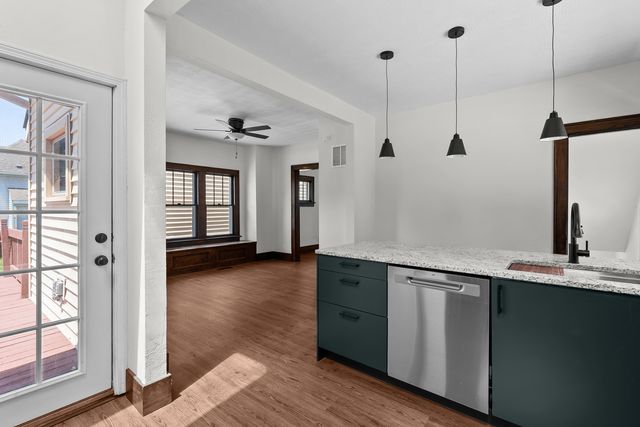 2301 Elm Street, Davenport, IA 52803