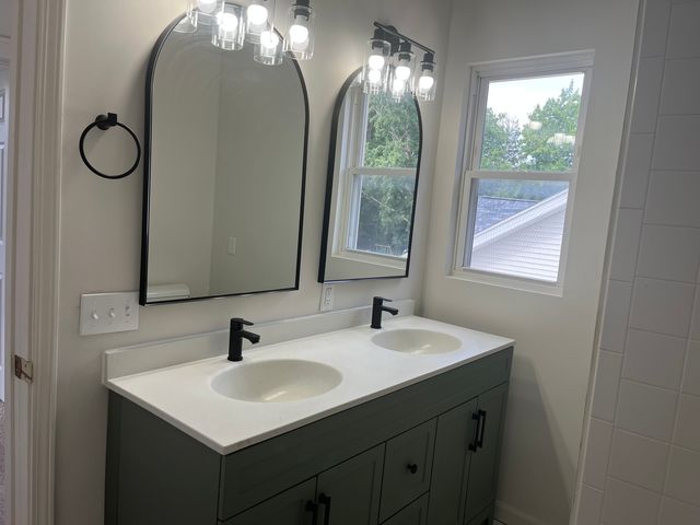 2301 Elm Street, Davenport, IA 52803