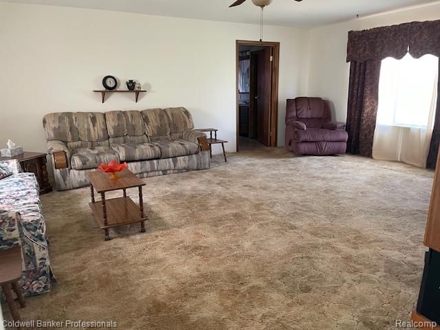 5447 Rensselear, Lapeer, MI 48446