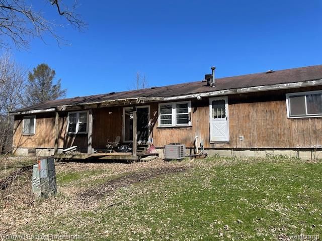 5447 Rensselear, Lapeer, MI 48446
