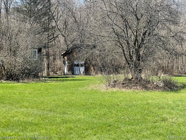 5447 Rensselear, Lapeer, MI 48446