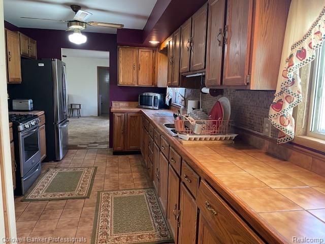 5447 Rensselear, Lapeer, MI 48446