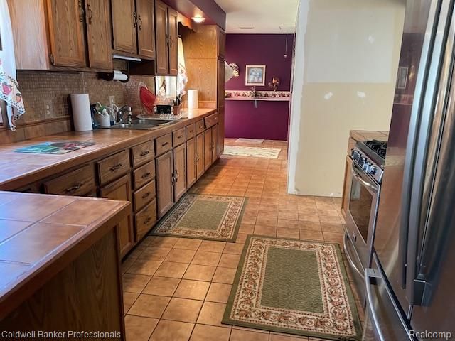 5447 Rensselear, Lapeer, MI 48446