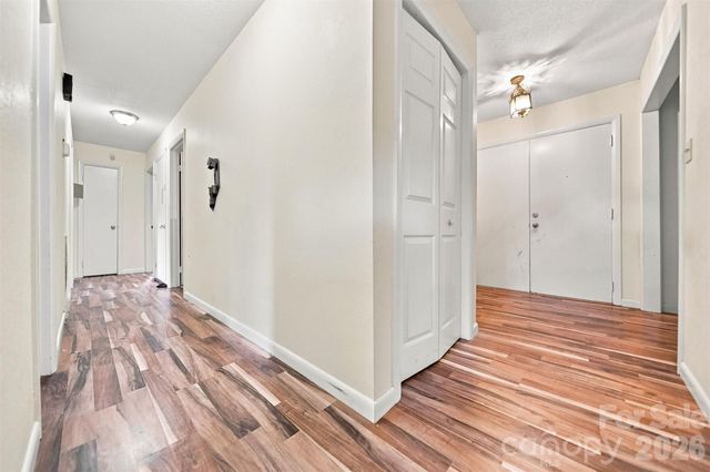 2103 2nd Avenue NW, Hickory, NC 28601