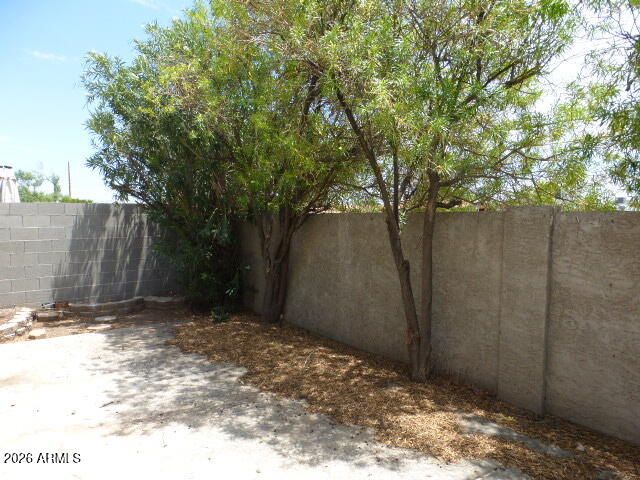 4163 E HUNTINGTON Drive, Phoenix, AZ 85040