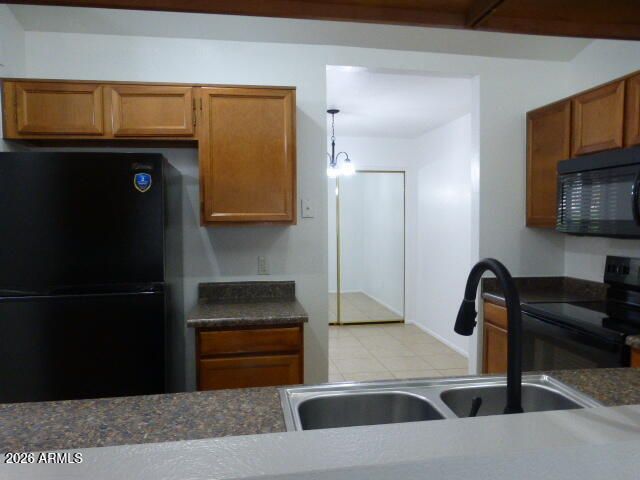 4163 E HUNTINGTON Drive, Phoenix, AZ 85040