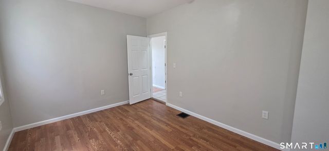 279 Captain Thomas Boulevard 1st Fl, West Haven, CT 06516