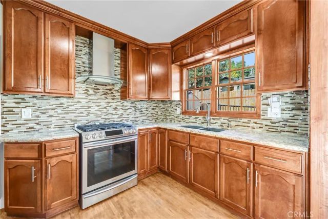 4907 Aldama, Los Angeles, CA 90042