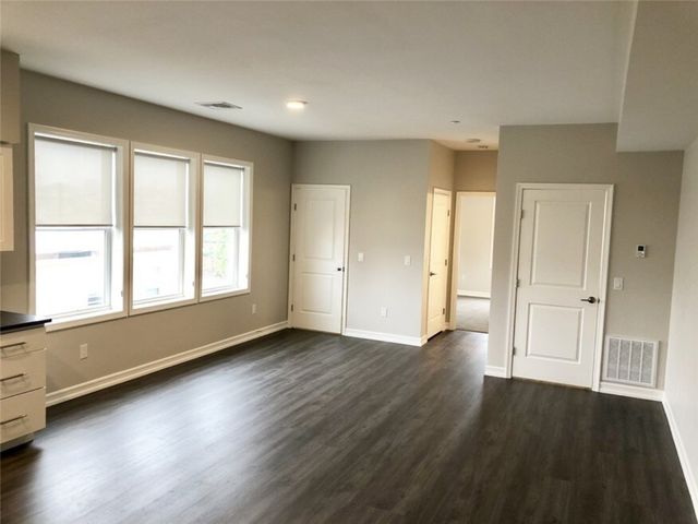 40 Jones Street 301, Providence, RI 02903
