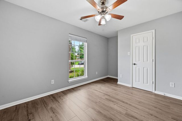 16790 N Rail Drive, Conroe, TX 77385