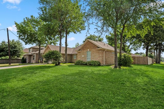 16790 N Rail Drive, Conroe, TX 77385